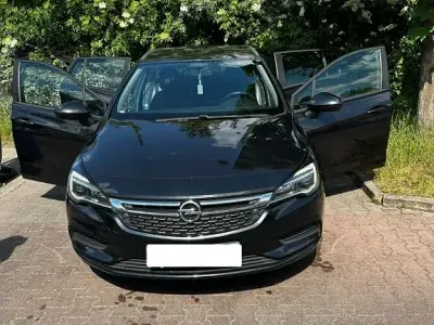 Gebraucht Opel Astra 95 PS (69 kW) 2016 Limousine