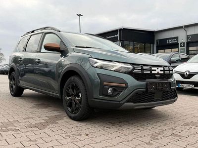 Grün Gebraucht 2024 Dacia Jogger Extreme Van / Kleinbus | 22.490 € (Fairer Preis)