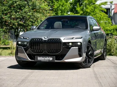 Gebraucht BMW 740 M Sport 299 PS (219 kW) 2026 Grau Limousine