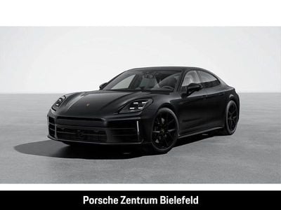 Gebraucht Porsche Panamera 470 PS (345 kW) 2024 Tiefschwarzmetallic Kleinwagen