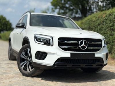 Mercedes GLB200