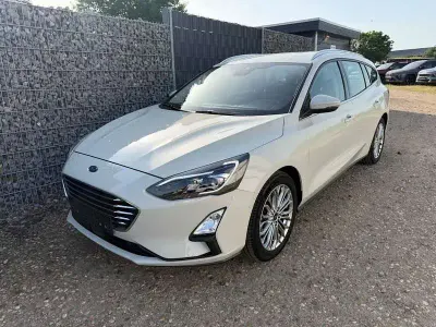 Gebraucht Ford Focus Titanium 155 PS (114 kW) 2021 Weiß Kombi