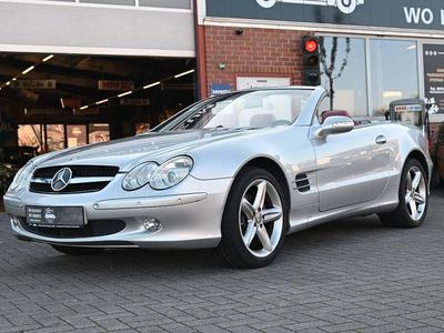 Usata Mercedes SL350 245 CV (180 kW) 2003 Argento Cabrio