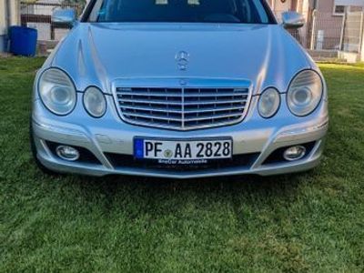 Mercedes E280