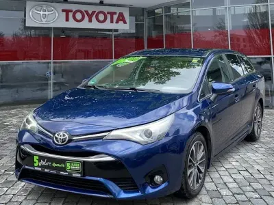 Gebraucht Toyota Avensis Edition-S 143 PS (105 kW) 2017 Blau (metallic) Kombi