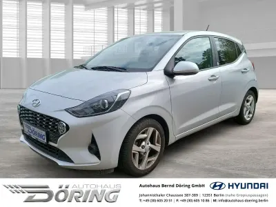 Gebraucht Hyundai i10 Edition 30 67 PS (49 kW) 2021 Silber Kleinwagen