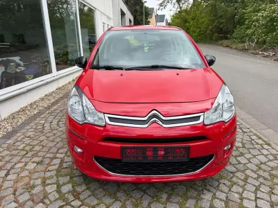 Gebraucht Citroën C3 SELECTION 68 PS (50 kW) 2016 Rot Kleinwagen