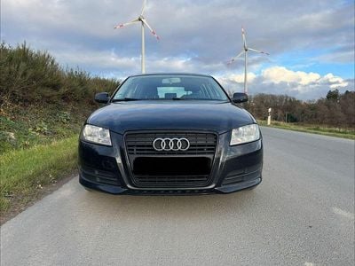 Gebraucht Audi A3 Attraction 125 PS (91 kW) 2011 Schwarz Kleinwagen