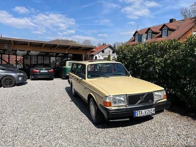 Gebraucht Volvo 245 116 PS (85 kW) 1989 Gelb Kombi