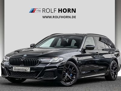 Second-hand BMW 530e Shadowline 292 CP (214 kW) 2022 Negru Break