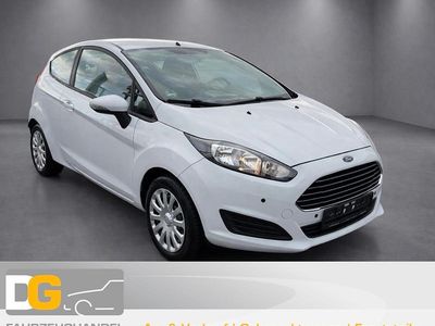 Weiß Gebraucht 2014 Ford Fiesta Kleinwagen | 2.650 €