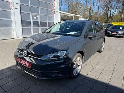Usata VW Golf VII Trendline 110 CV (80 kW) 2018 Grigio Station wagon