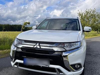 Mitsubishi Outlander P-HEV