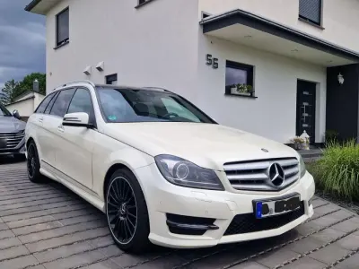 Gebraucht Mercedes C350 Avantgarde 265 PS (194 kW) 2013 Weiß Limousine