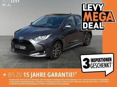 Gebraucht Toyota Yaris Team 116 PS (85 kW) 2022 Grau Kleinwagen