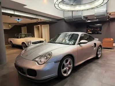 Gebraucht Porsche 996 Turbo 450 PS (330 kW) 2002 Silber Coupé