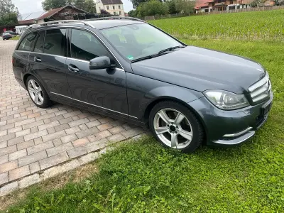 Gebraucht Mercedes C300 231 PS (169 kW) 2013 Grau Kombi