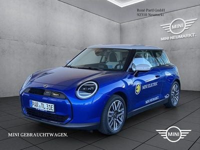 Gebraucht Mini Cooper Classic 135 kW (184 PS) 2024 Blau Kleinwagen