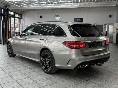 Second-hand Mercedes C300 AMG line 194 CP (142 kW) 2021 Argintiu Break