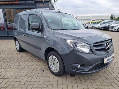 Mercedes Citan 109