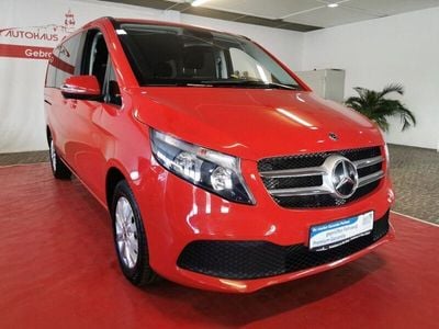 Mercedes V220