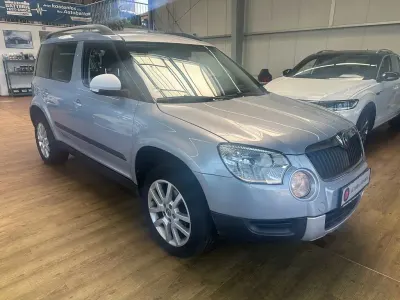 Gebraucht Skoda Yeti Plus Edition 105 PS (77 kW) 2011 Blau SUV