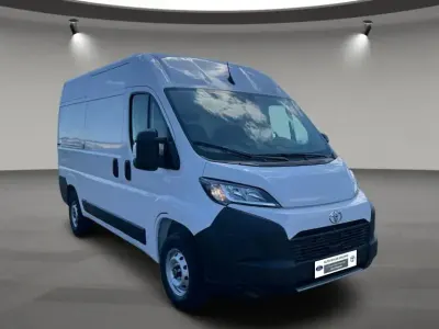 Neu Toyota Proace Comfort 140 PS (102 kW) 2026 Icy white Van / Kleinbus