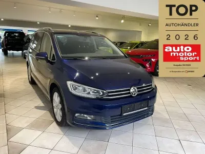Gebraucht VW Touran 150 PS (110 kW) 2016 Blau Van / Kleinbus