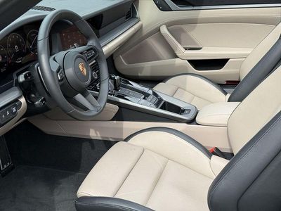 Porsche 911 Carrera Cabriolet