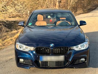 Gebraucht BMW 320 Luxury Line 184 PS (135 kW) 2013 Blau Kombi