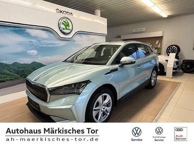 Silber Gebraucht 2021 Skoda Enyaq iV Lodge SUV | 23.980 € (Guter Preis)