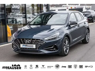 Gebraucht Hyundai i30 Edition 30+ 159 PS (116 kW) 2022 Blau Limousine