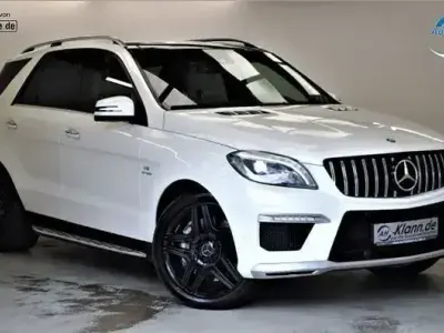 Gebraucht Mercedes ML63 AMG AMG 525 PS (386 kW) 2012 Diamantweiß metallic SUV