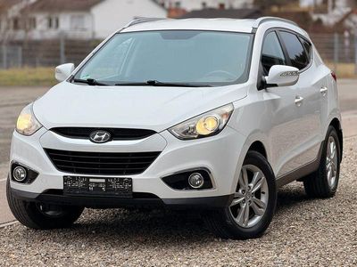 Weiß Gebraucht 2012 Hyundai ix35 Edition SUV | 7.600 € (Fairer Preis)