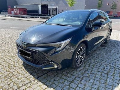 Gebraucht Toyota Corolla Team 103 PS (75 kW) 2024 Schwarz Limousine