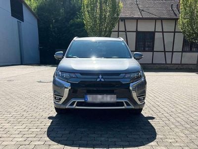 Mitsubishi Outlander P-HEV