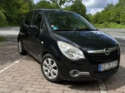 Gebraucht Opel Agila 65 PS (47 kW) 2008 Schwarz Kleinwagen