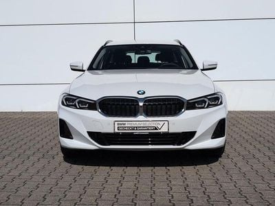 Second-hand BMW 318 156 CP (114 kW) 2025 Alb Break