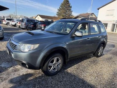 Sage green (m) Gebraucht 2010 Subaru Forester Exclusive+ SUV | 2.990 € (Superpreis)
