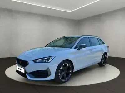 Gebraucht Cupra Leon 150 PS (110 kW) 2024 "candy" weiss Kombi