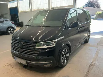 Gebraucht VW Multivan Comfortline 150 PS (110 kW) 2020 Schwarz Van / Kleinbus