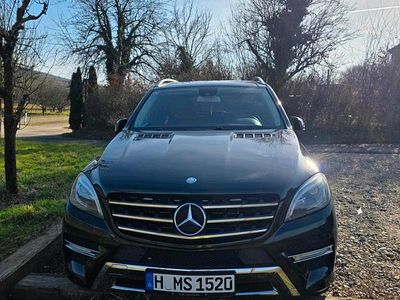 Gebraucht Mercedes ML350 260 PS (191 kW) 2012 Schwarz SUV