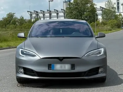 Używany Tesla Model S 386 kW (525 KM) 2017 Szary Hatchback