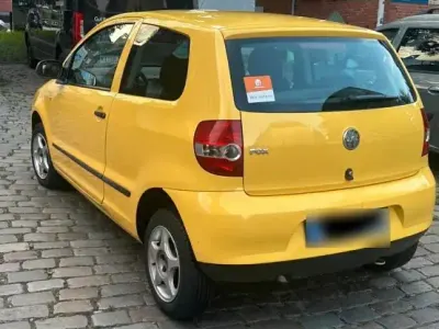 Gebraucht VW Fox 68 PS (50 kW) 2006 Gelb Kleinwagen