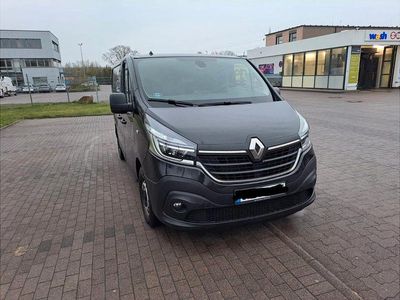 Second-hand Renault Trafic 146 CP (107 kW) 2021 Negru Monovolum