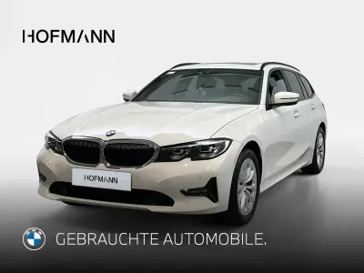 Gebraucht BMW 320 Advantage 190 PS (139 kW) 2022 Alpinweiß uni Kombi