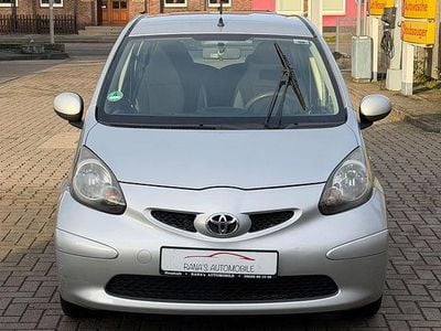 Gebraucht Toyota Aygo Cool 68 PS (50 kW) 2008 Silber Kleinwagen