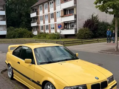 Gebraucht BMW 323 M Sport 170 PS (125 kW) 1996 Gelb Coupé