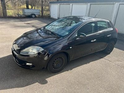 Gebraucht Fiat Bravo 120 PS (88 kW) 2012 Schwarz Kleinwagen