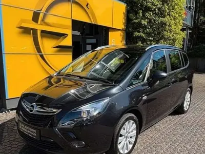 Gebraucht Opel Zafira Tourer Style 140 PS (102 kW) 2015 Graphitschwarz Van / Kleinbus